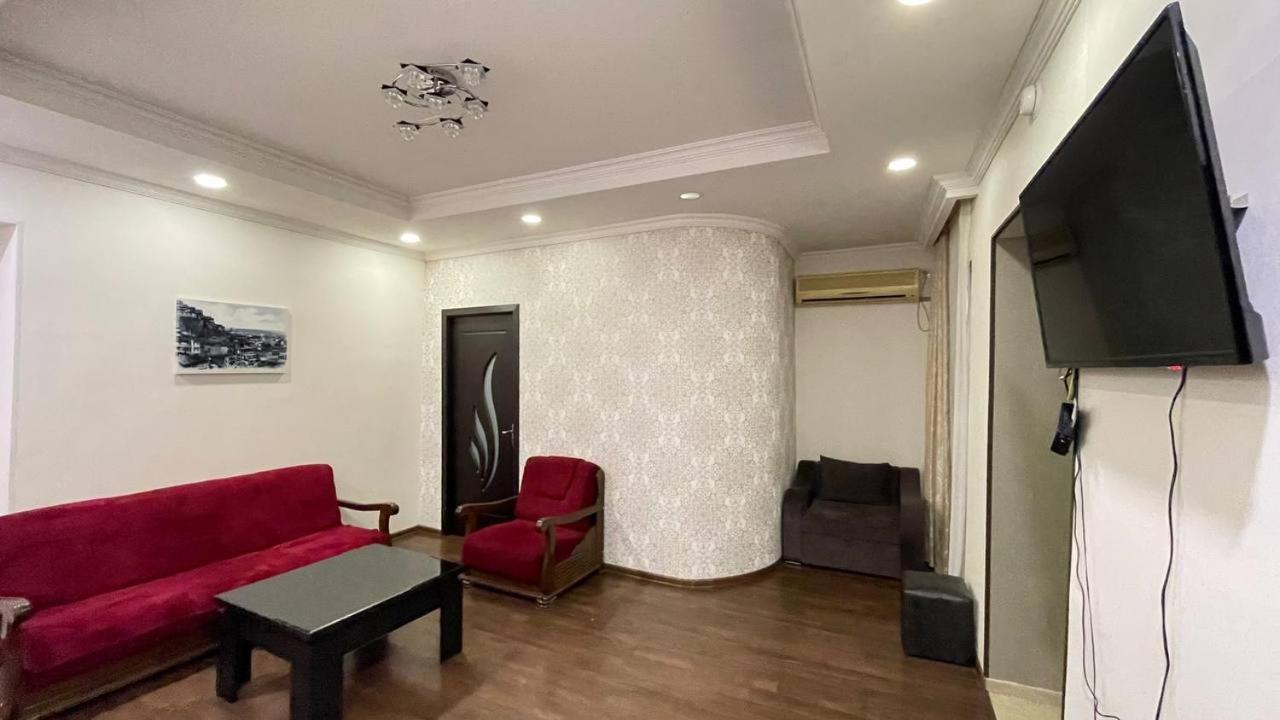 Elegant Modern Apartment Τυφλίδα Εξωτερικό φωτογραφία